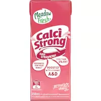 meadow fresh calci strong flavoured milk strawberry uht